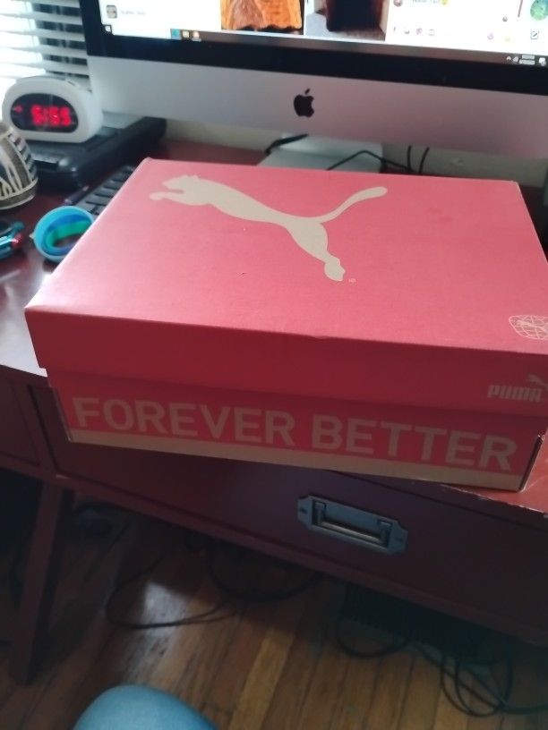 Puma Sneakers