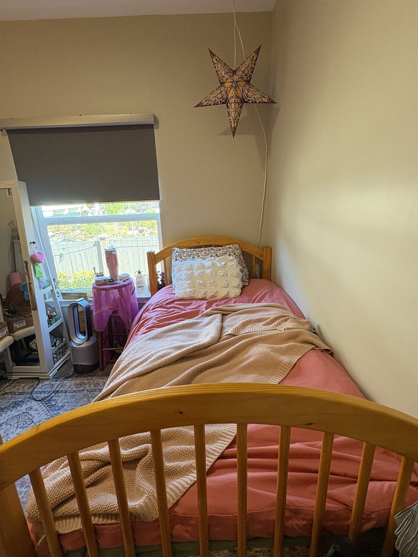 Bedroom Set - Twin Bed, Dresser w/ mirror, Nightstand