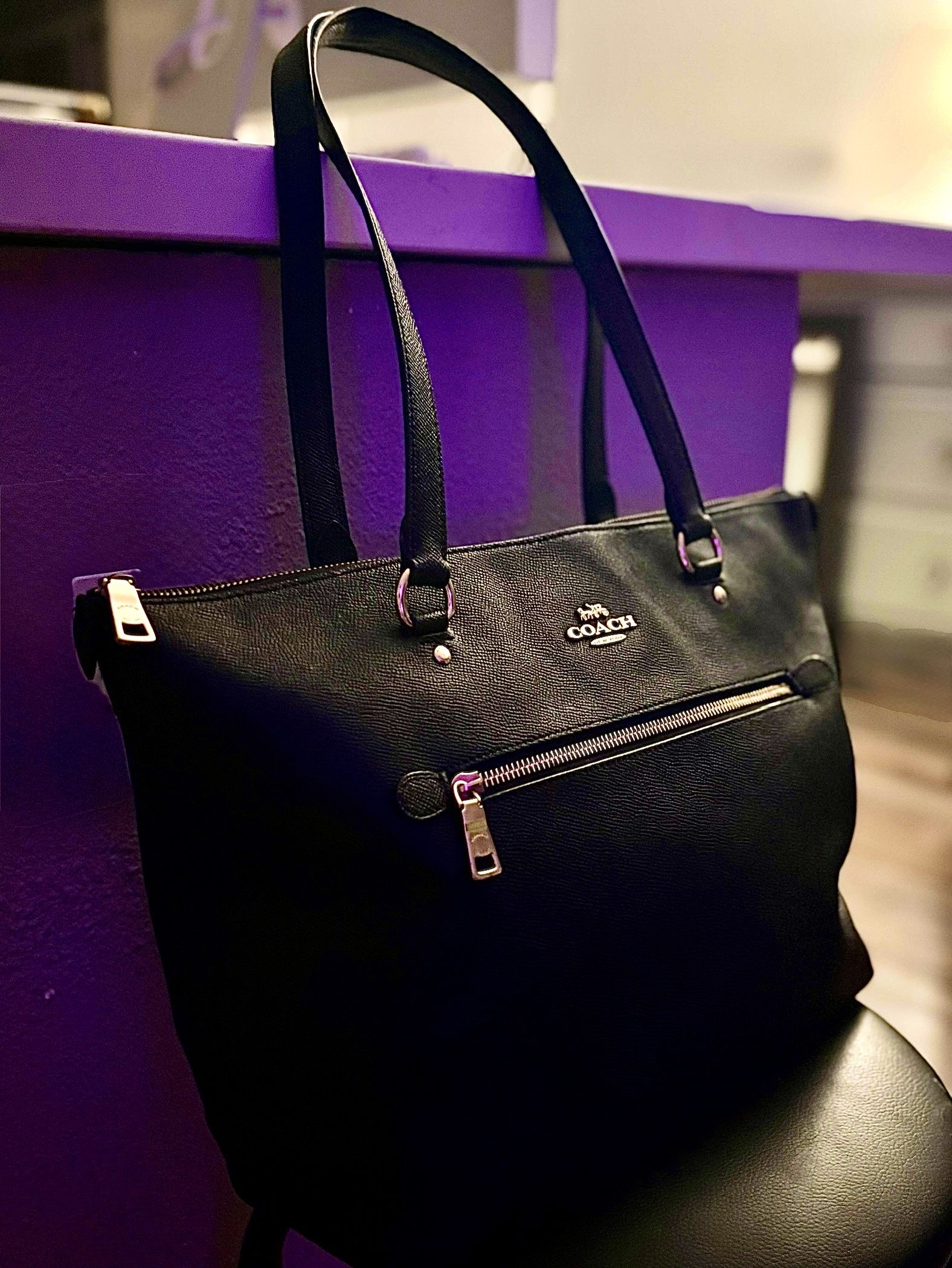COACH GALLERY LEATHER TOTE 
