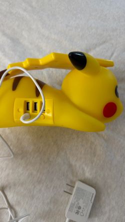 Pokémon Pikachu Wireless Charging Station with USB Ports, also a light