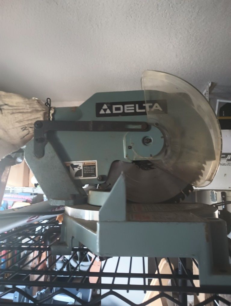 Delta Saw Electric