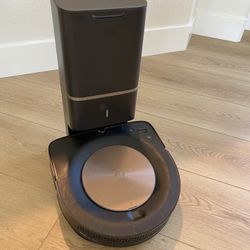 Roomba S9+ Robot Vacuum 