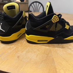 Jordan 4s Size 10.5 