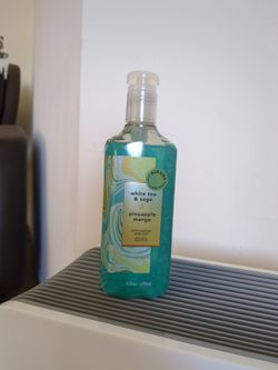 Bath and Body Works hand soap