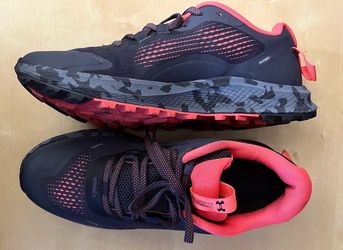 UNDER ARMOUR TRAIL RUNNING SHOES