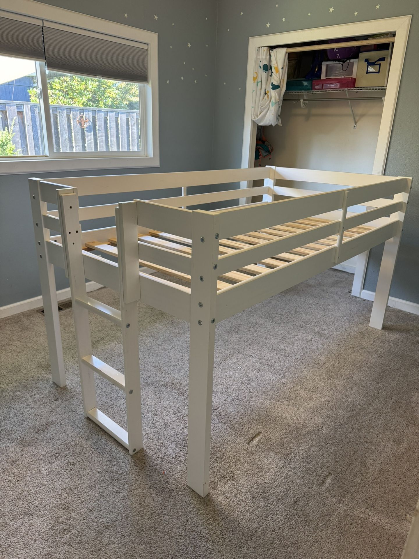 Jasper Junior Loft Bed-Twin