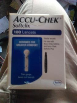 Accu-chek softclix lancets 100 Count Boxes