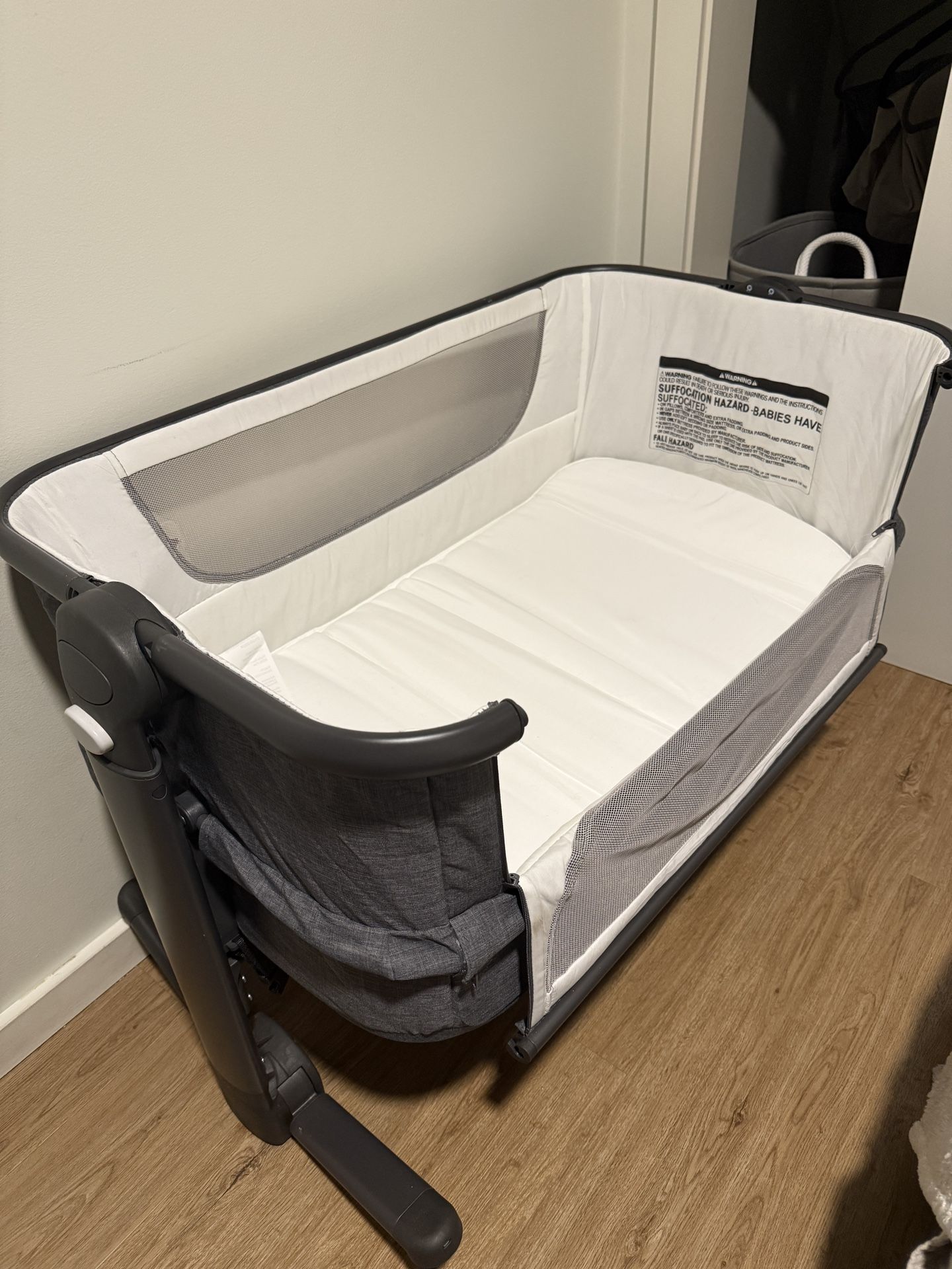 Koola Baby Bedside Crib