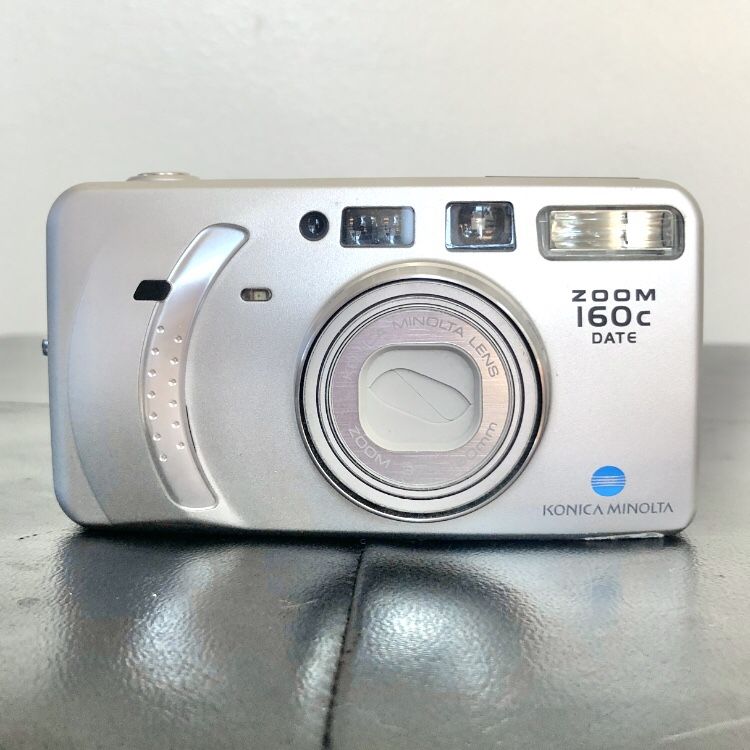 Konica Minolta ZOOM 160c Date 35mm Point and Shoot Film Camera