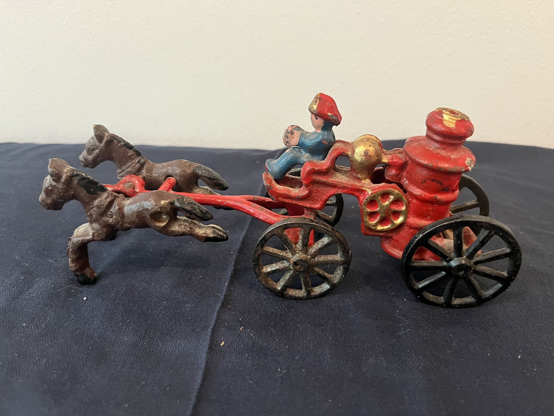 Cast Iron Toy - Horse Drawn Fire Pump Wagon