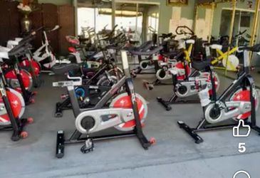 Ejercicios de lunes a jueves 8am spinning class