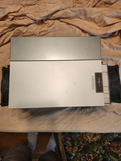 New Bitmain Antminer L7 9050 MH/s Crytp Miner Never Used.