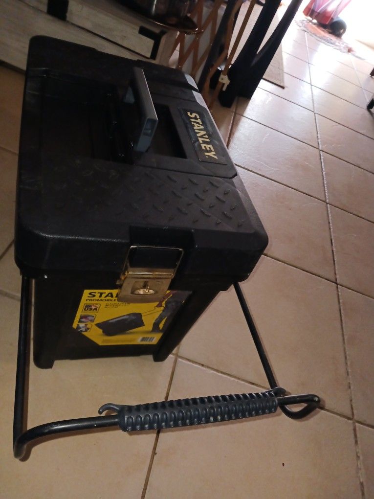 NEW STANLEY PROMOBILE TOOLCHEST 40 FIRM