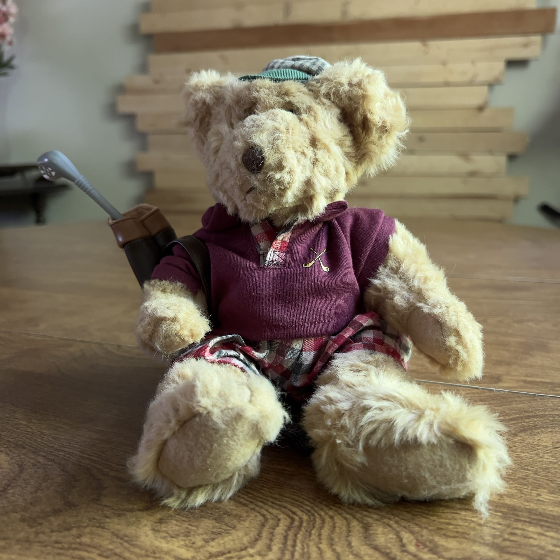 Russ Berrie Bears CHIP GOLFER Vintage Teddy Bear Stuffed Animal Toys