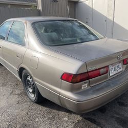 1999 Toyota Camry