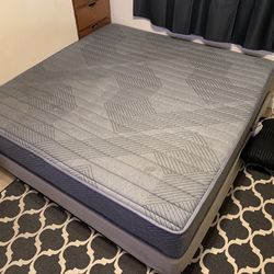 KING SIZE HYBRID MATTRESS & BOX SPRING
