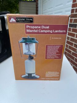 Propane, dual mantle camping lantern