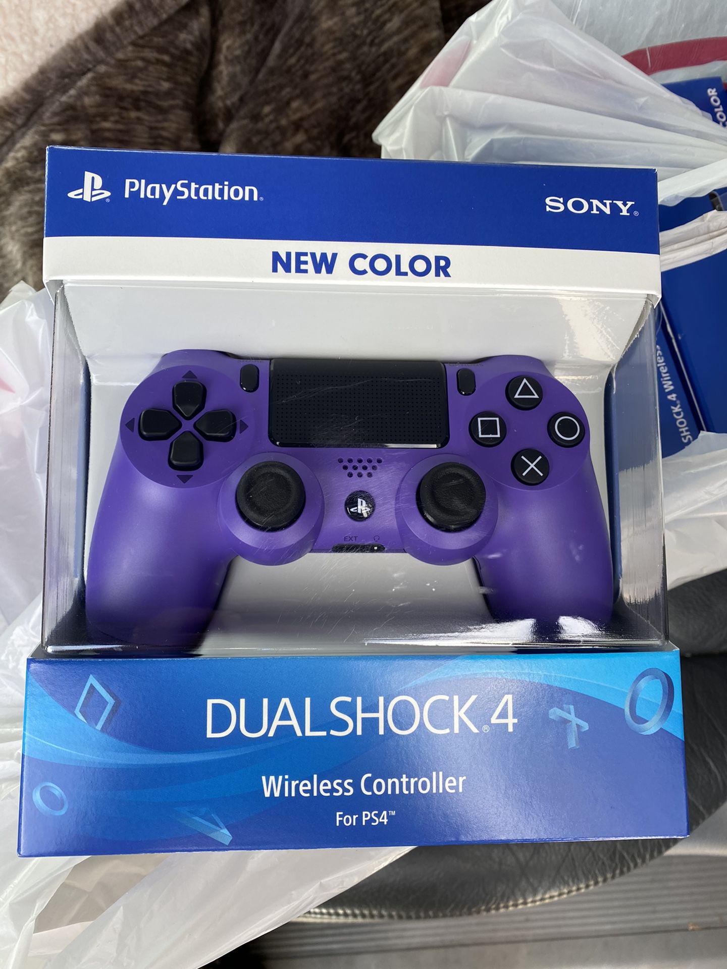 PS4 controller