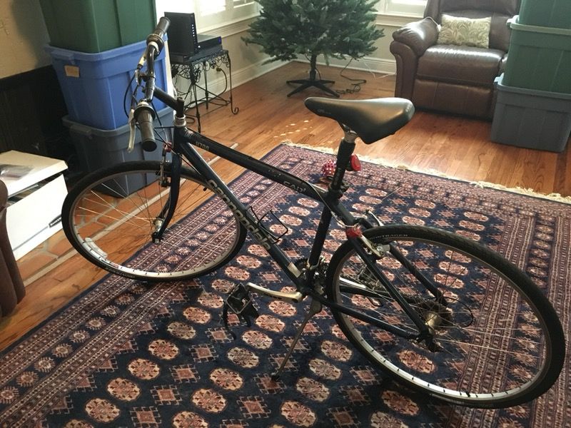 Cannondale H700 Hybrid bicycle in very good original condition