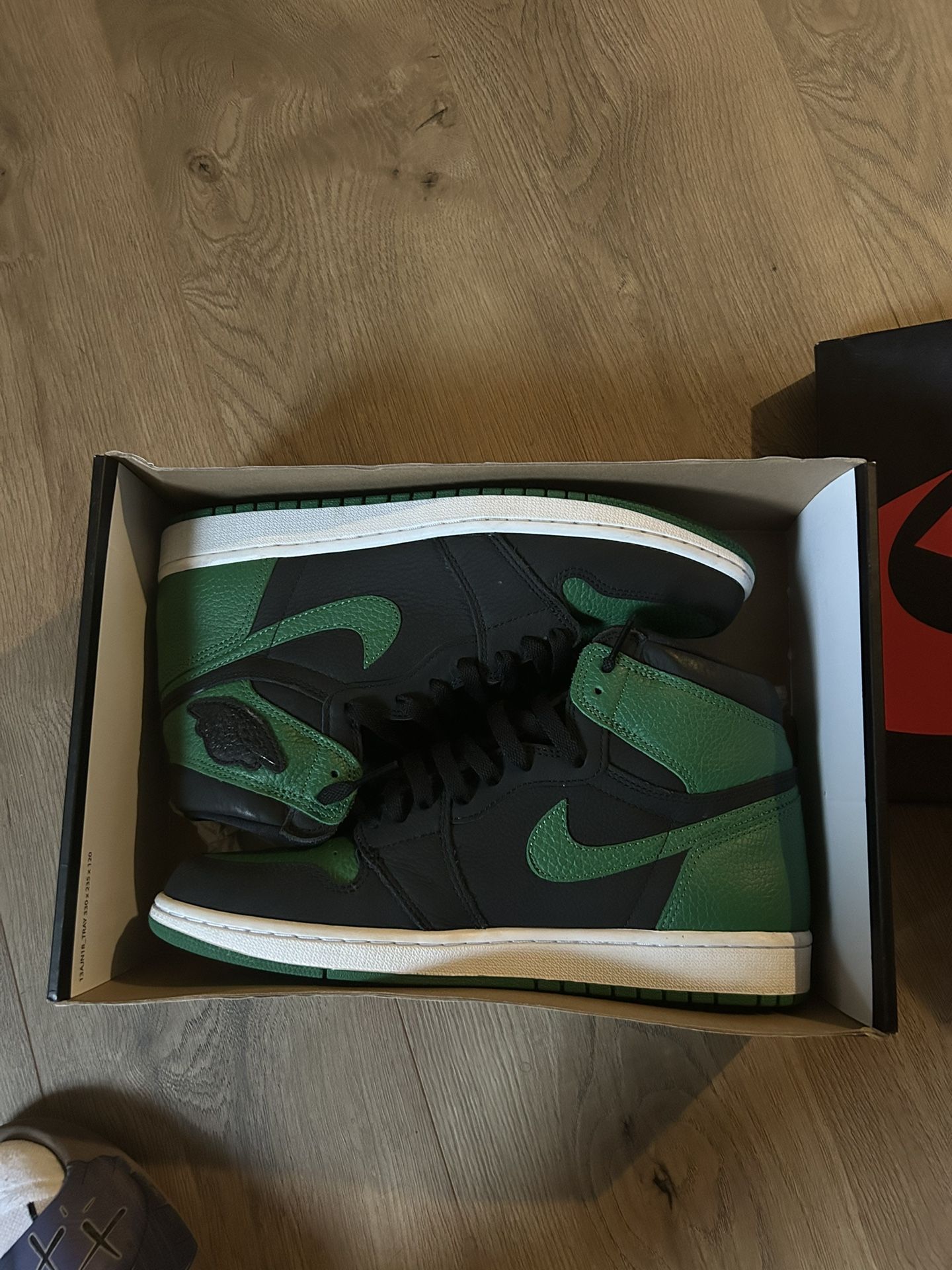 Jordan Pine Green 1s