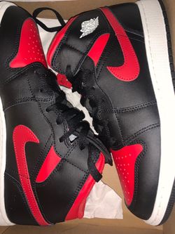 Air Jordan mid