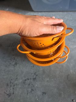 metal colander 4 total