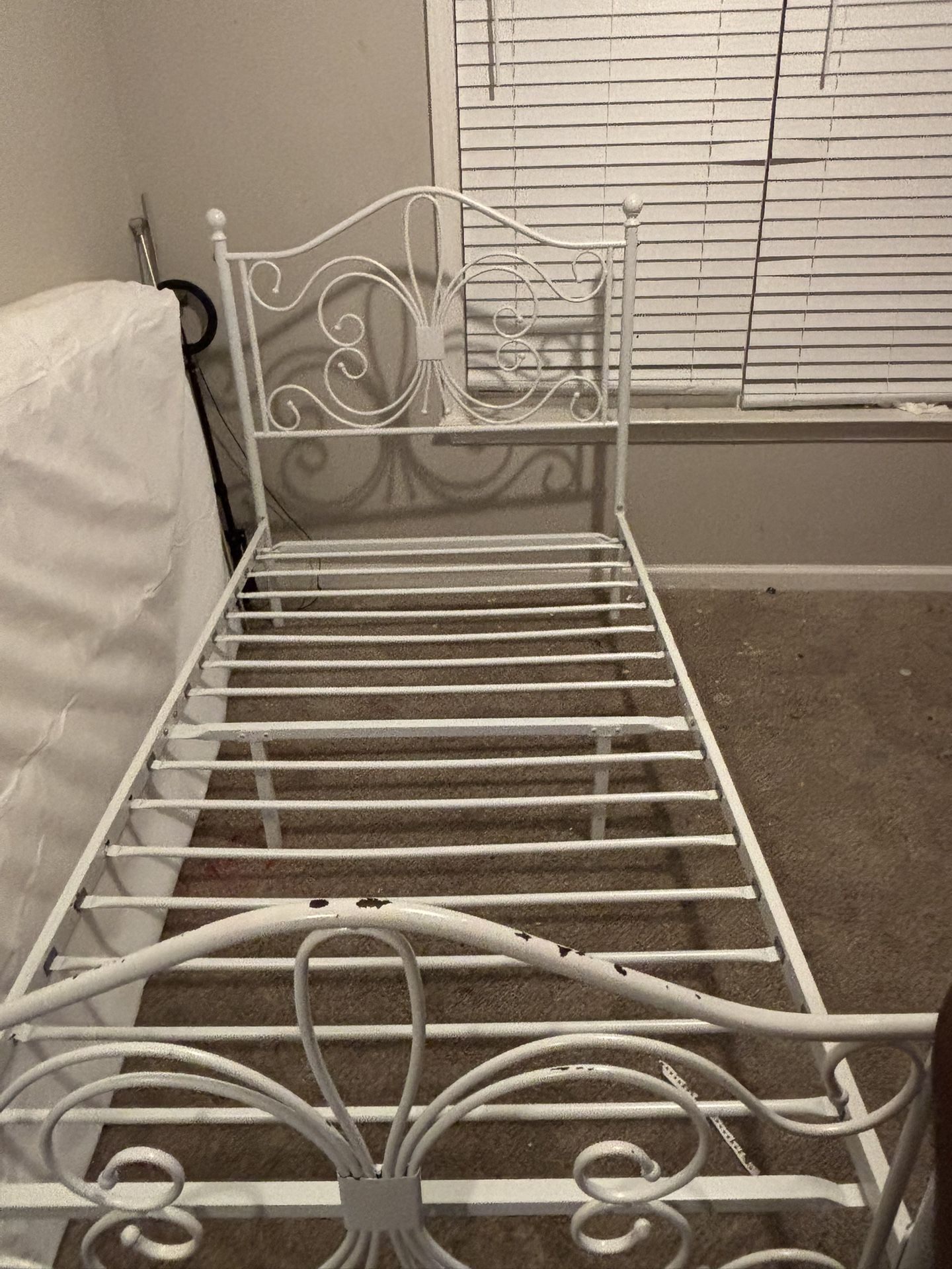 Twin Girl Bed