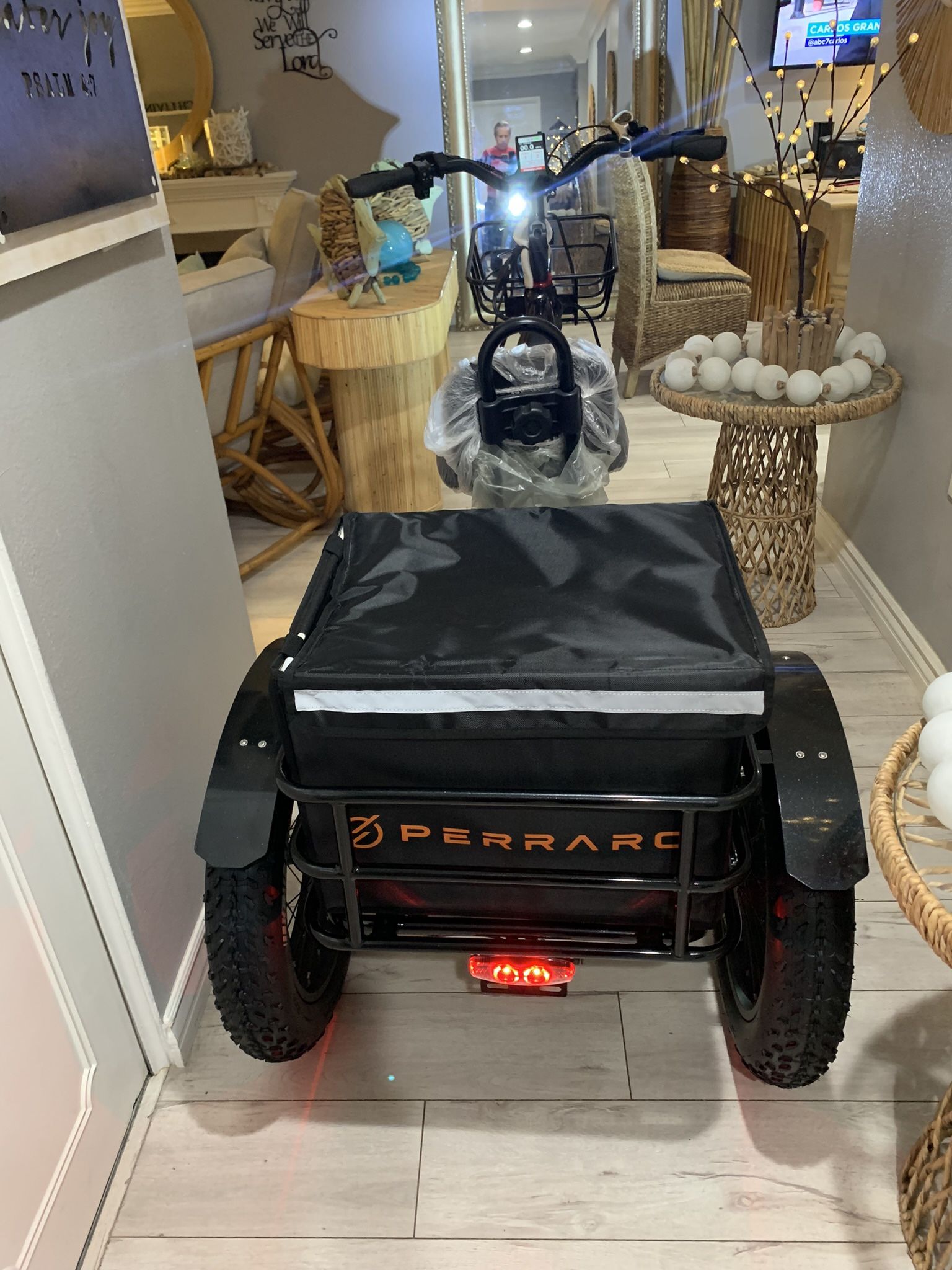 Perraro Panda Electric Trike 2150. New!!! for Sale in Newport Beach