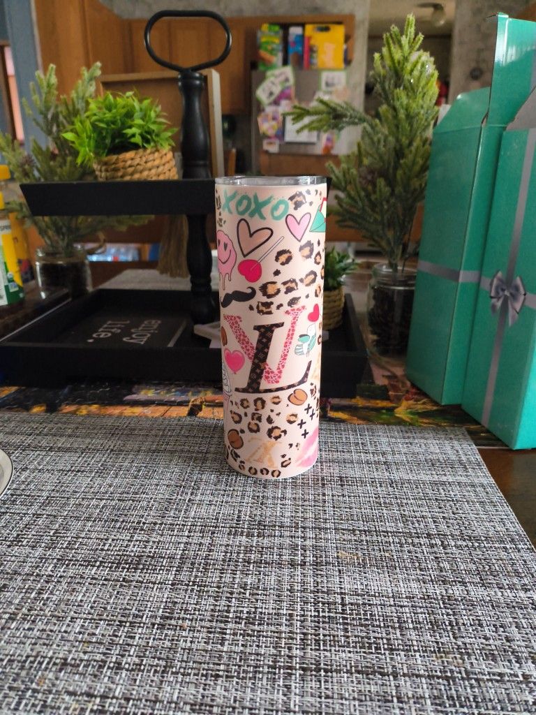 HOT AND COLD TUMBLERS