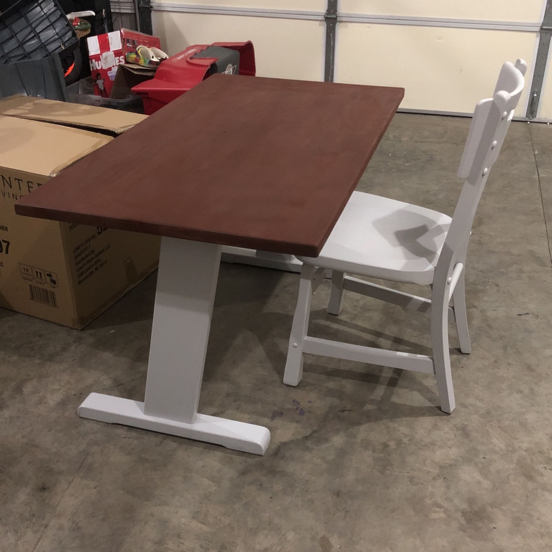 Farm Style Kid Desk