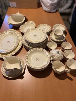 VINTAGE CHINA SET