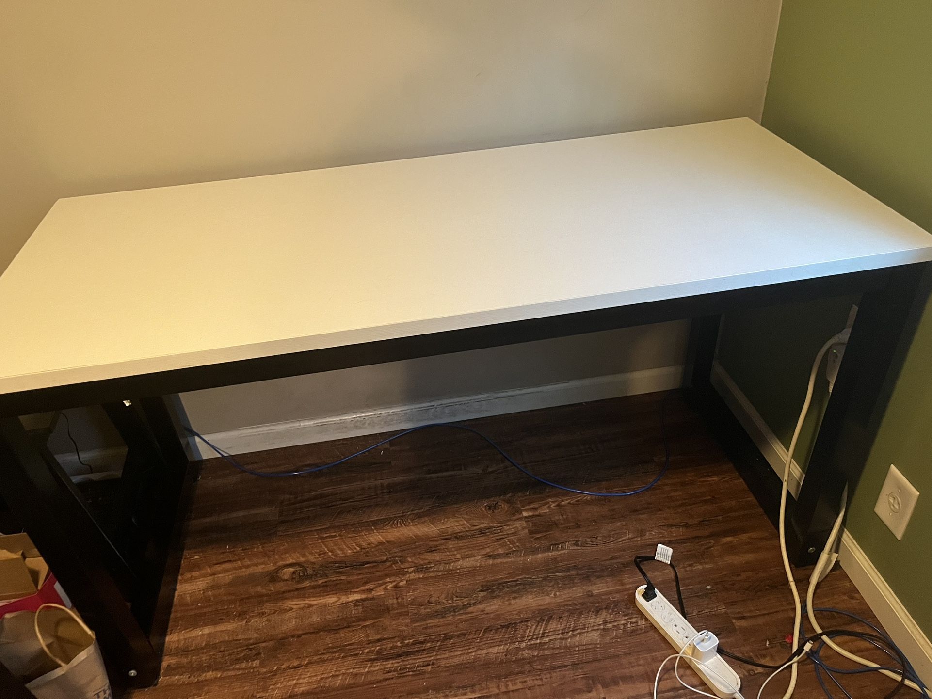 White Wooden Desk