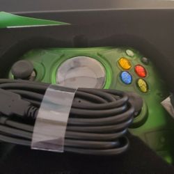 Never Used: Xbox One and PC Controller