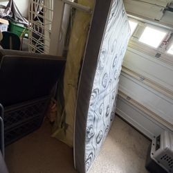 Queen Mattress With Frame 