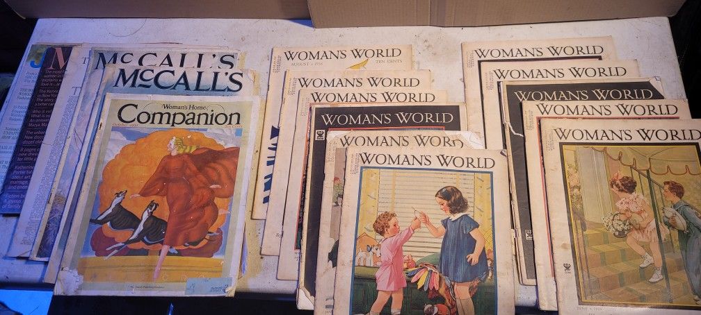 Lot of 17 magazines Woman's World MC Call's Magazine etc