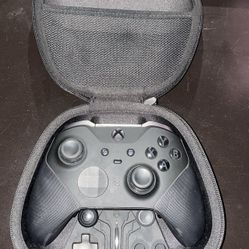 Xbox Elite Controller w/ Case