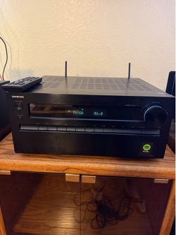 Onkyo TX-NR838 7.2 Home Theater Receiver with Remote