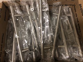 Brand New Kitchen Cabinet Handles for Kitchen & Bathrooms $3 each firm
