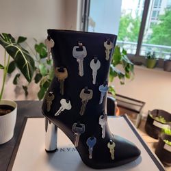 Akira KEY Booties