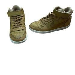 Nike Little Boys Size 13.5