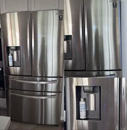 Moving sale everything must go ASAP