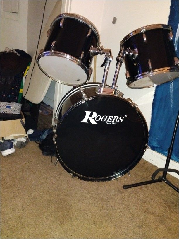 3 Piece Drums