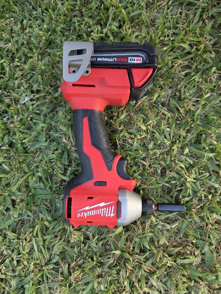Milwaukee M18 Impact Drill !!