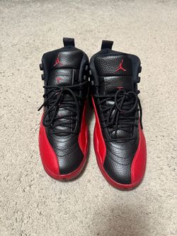 JORDAN 12 FLU GAME SIZE 10.5