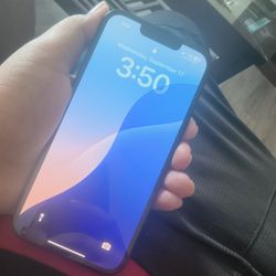 iPhone 13 128gb midnight with airpod 4s ANC