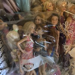 Barbies (48)