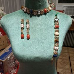 Cameo Choker Necklace Set & Bracelet 