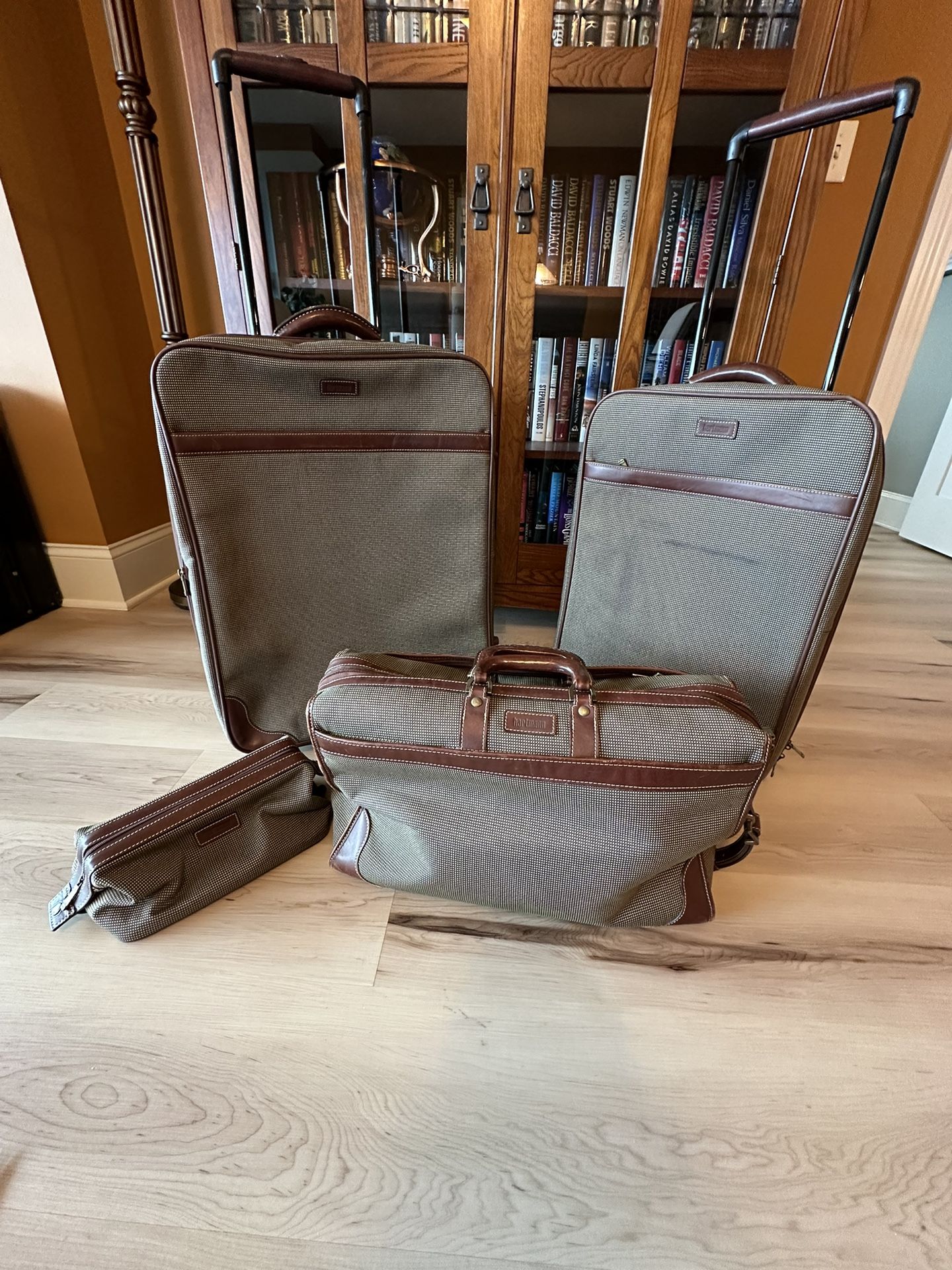 HARTMANN CLASSIC LUGGAGE SET