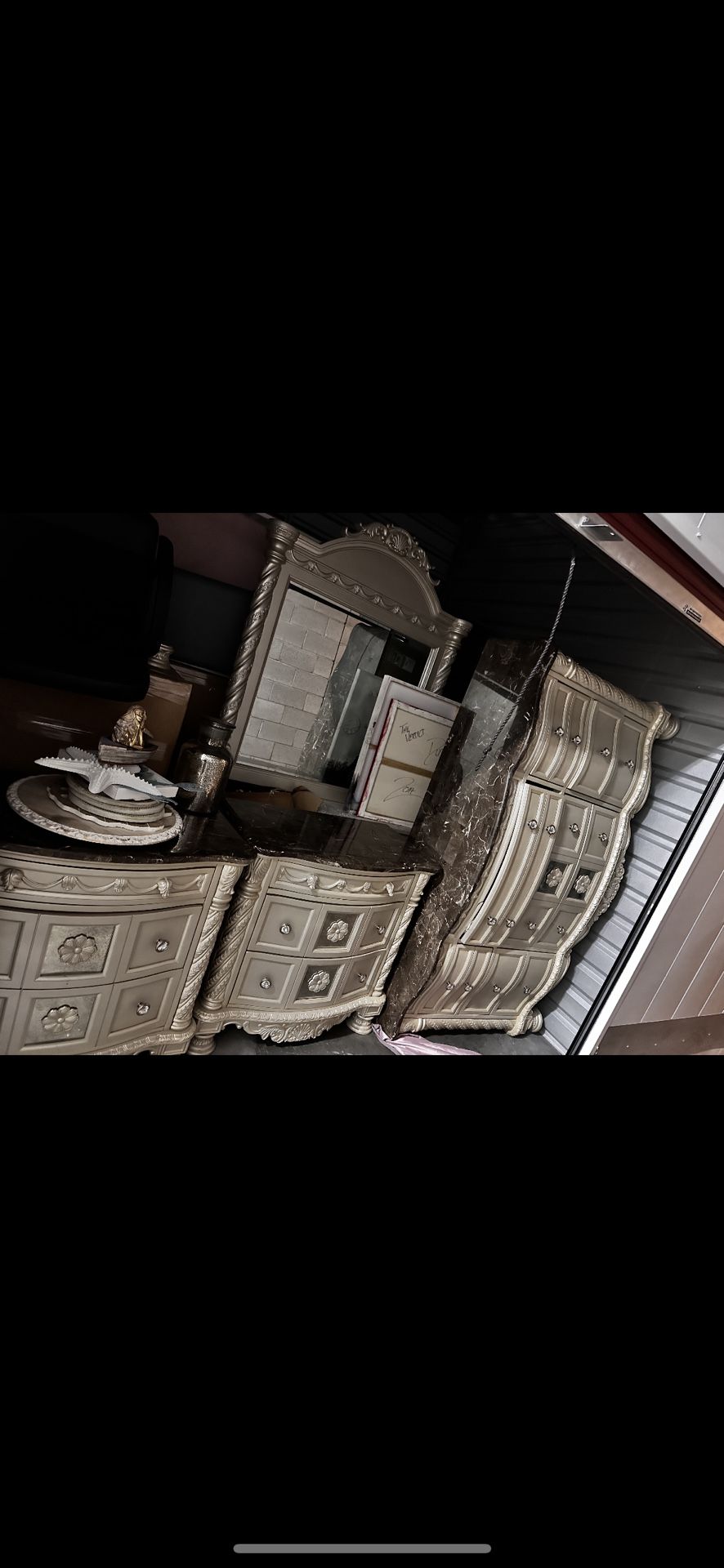 Victorian Style Bedroom Set -Offers Welcomed😉