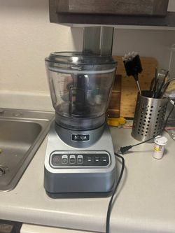 Ninja BN600 Professional 9-Cup Food Processor - Auto-iQ, Like New